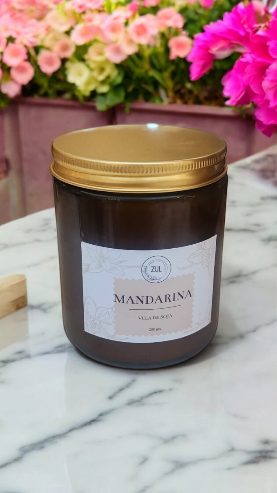 Vela Clásica tapa dorada