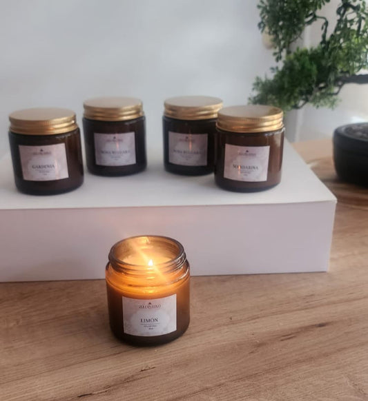 Vela tapa dorada pequeña